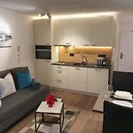 Leontina - With Air Conditioning And Summer Card *