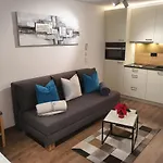 Leontina - With Air Conditioning And Summer Card *
