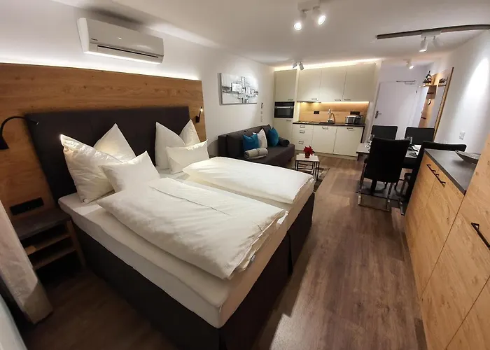 Leontina - With Air Conditioning And Summer Card Apartmán