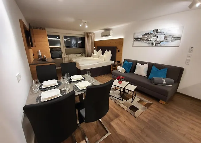 Leontina - With Air Conditioning And Summer Card *