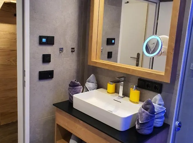 Apartmán Leontina - With Air Conditioning And Summer Card *