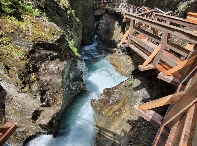 Leontina - With Air Conditioning And Summer Card Apartmán